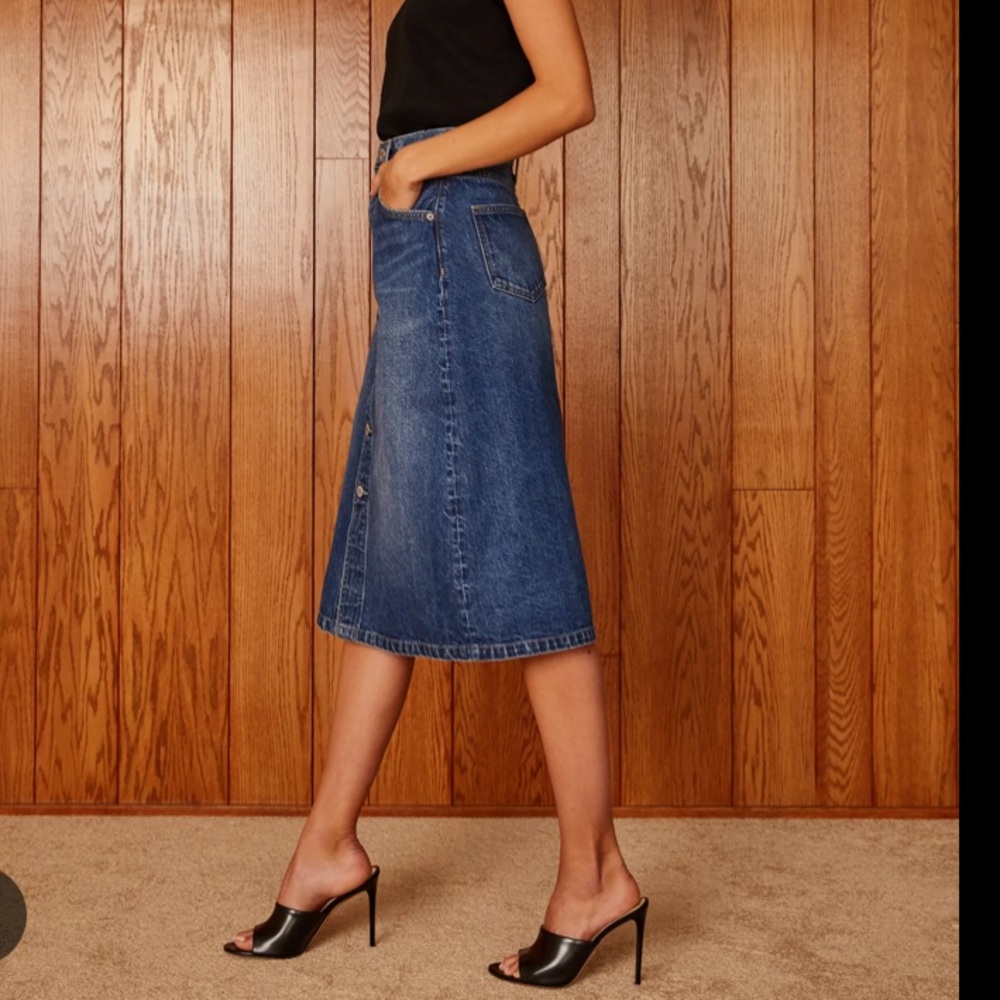 Anjelica Midi Jean Skirt Denim Forum Aritzia